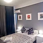 Bright Modern 아파트