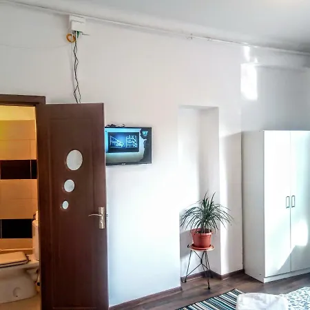 Bright Modern * Bucarest