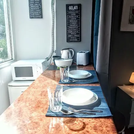 Bright Modern Бухарест